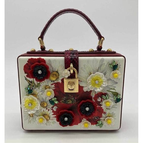 Dolce and Gabbana Dauphine Box Bag in
NWOT condition. Matching removable shoulde - Picture 3 of 8